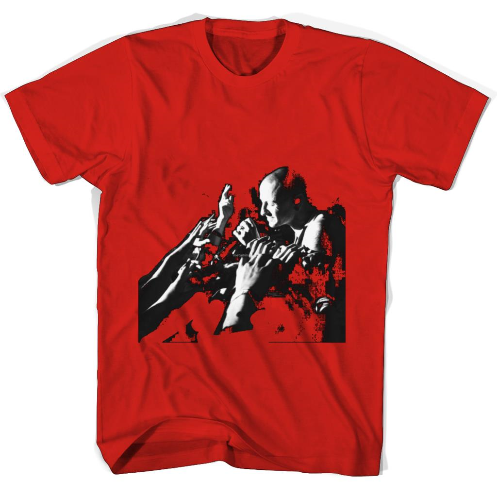 Chester Bennington: Connect with Fans and Show Your Support Chester Bennington: Connect with Fans and Show Your Support